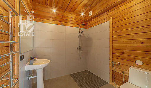 Деревянный дом в КП Заречный