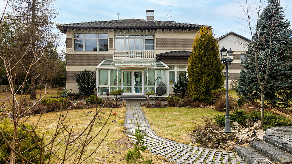 Готовый дом в Резиденции Бенилюкс