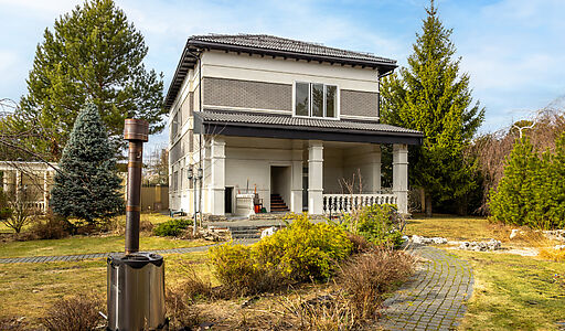 Готовый дом в Резиденции Бенилюкс