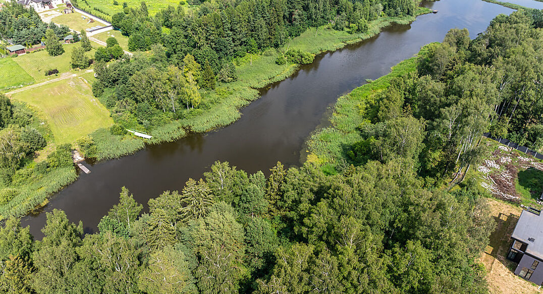 Полуостров
