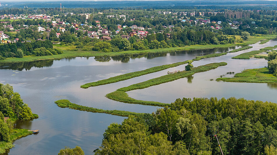 Дом у воды в КП Полуостров