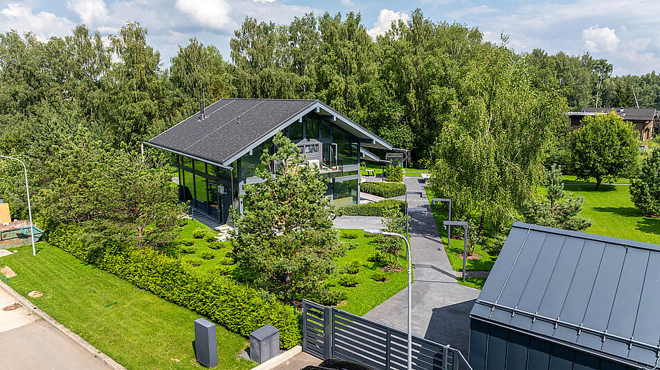 Дом у воды в КП Полуостров