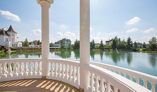 Белый берег