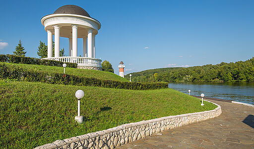 Белый берег