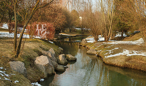 Таунхаус с гаражом в Парк Авеню