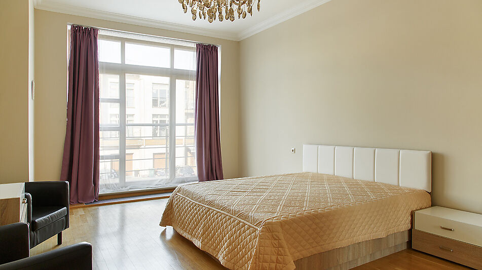 Таунхаус с гаражом в Парк Авеню