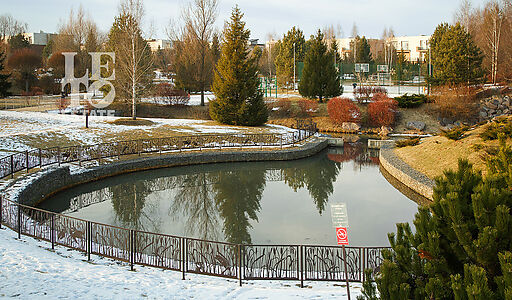 Таунхаус с гаражом в Парк Авеню