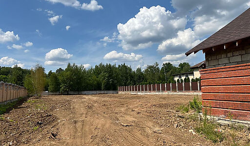 Прилесной участок в Вешках