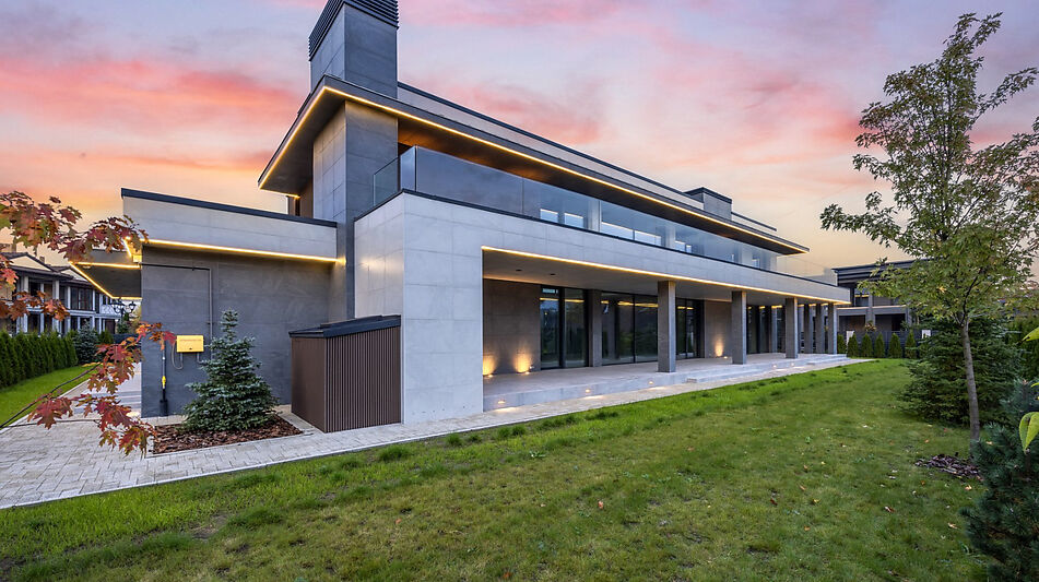 Современный дом в КП Онегино