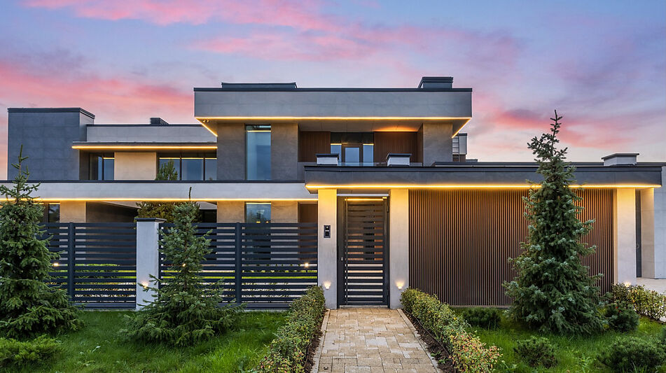 Современный дом в КП Онегино