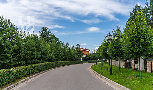 Таунхаус с гаражом в КП Онегино