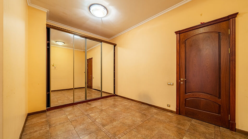 Видовая квартира в Зеленых Холмах