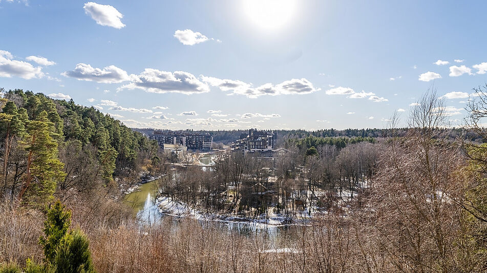Видовая квартира в Зеленых Холмах