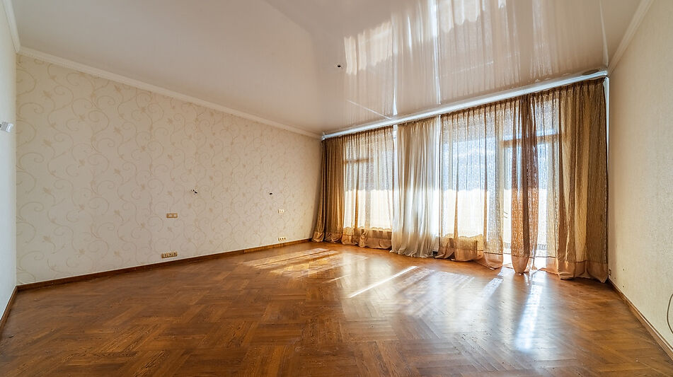 Видовая квартира в Зеленых Холмах