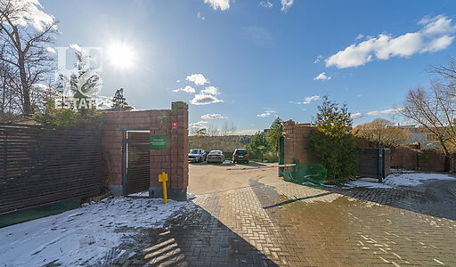 Видовая квартира в Зеленых Холмах