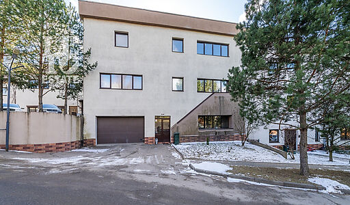 Видовая квартира в Зеленых Холмах