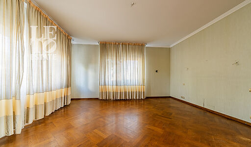 Видовая квартира в Зеленых Холмах