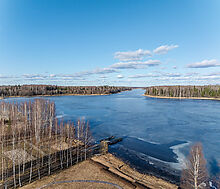 Дом в Конаково на 1 линии воды