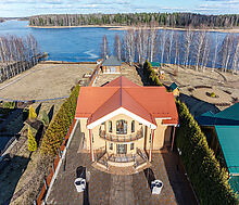 Дом в Конаково на 1 линии воды