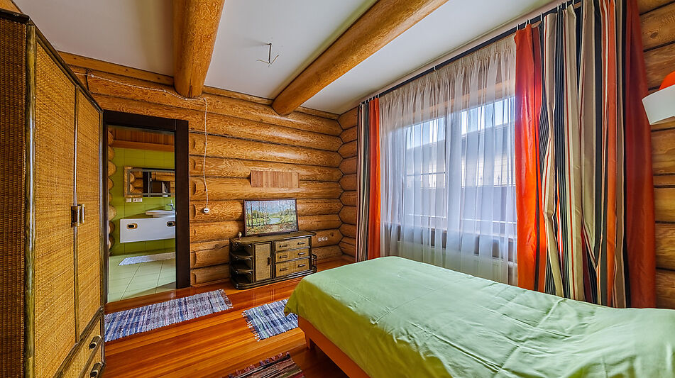 Дом в Конаково на 1 линии воды