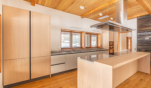 Дом в Пестово на первой линии