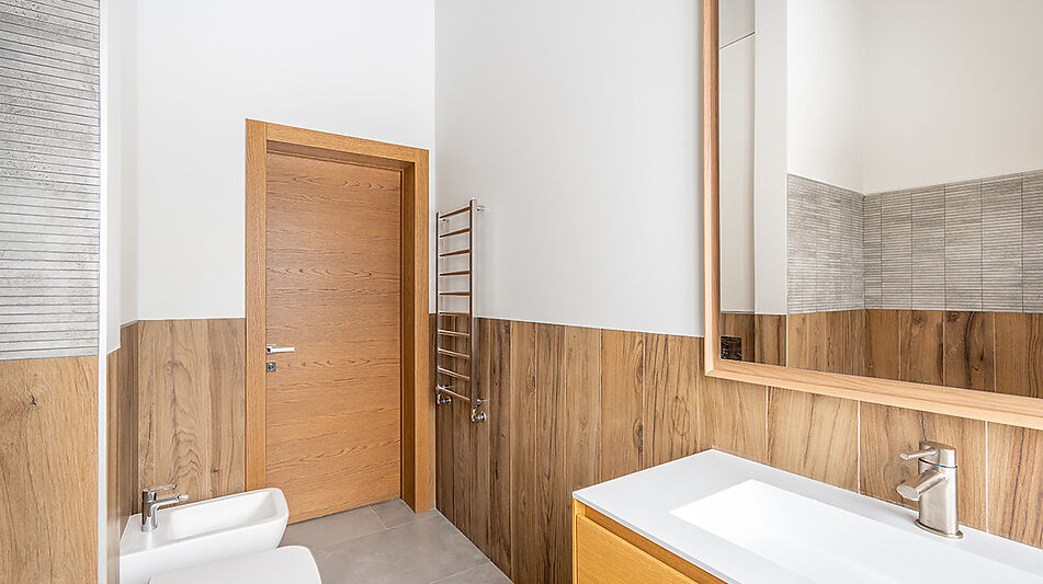 Дом в Пестово на первой линии