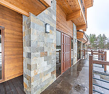 Дом в Пестово на первой линии