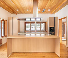 Дом в Пестово на первой линии