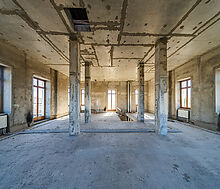 Дом с видом на озеро.