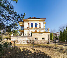 Дом в закрытом поселке.