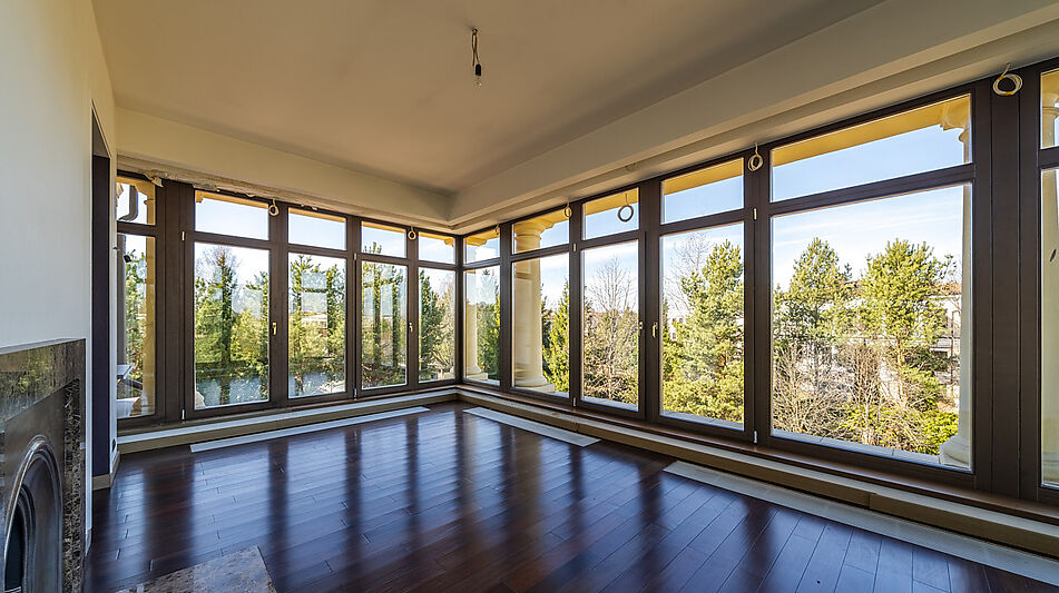 Дом в закрытом поселке.