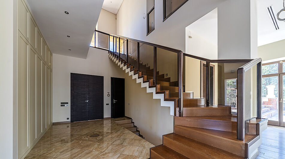 Дом в закрытом поселке.