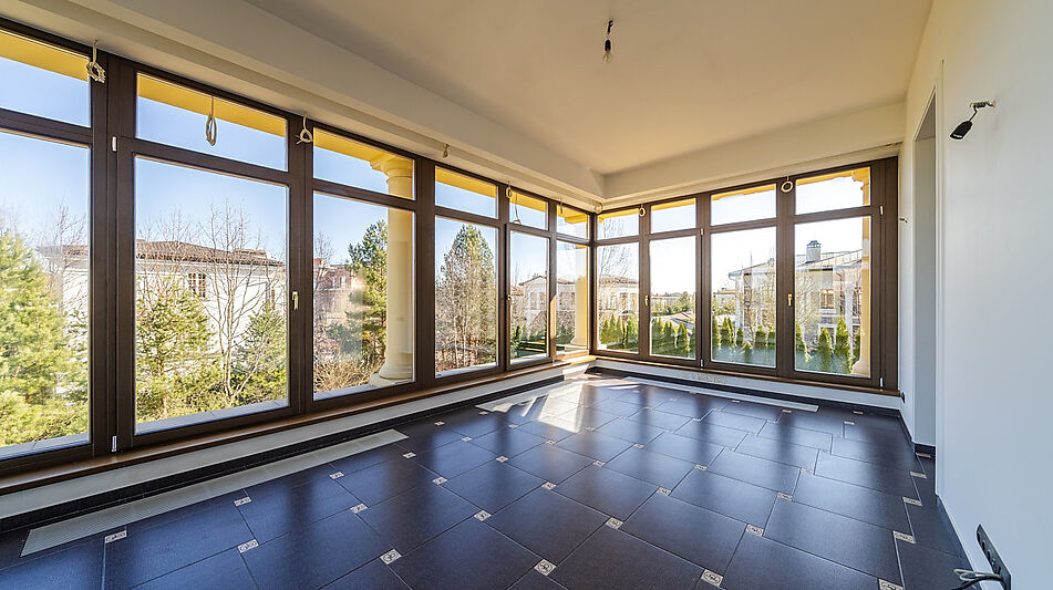 Дом в закрытом поселке.