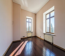 Дом в закрытом поселке.