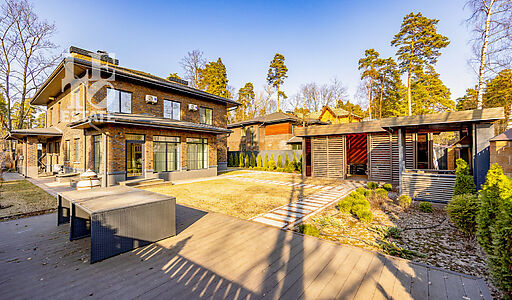 Дом в КП Зеленый бор