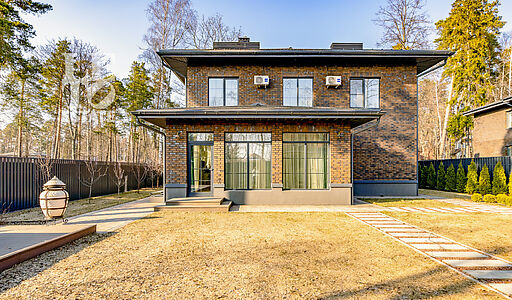 Дом в КП Зеленый бор