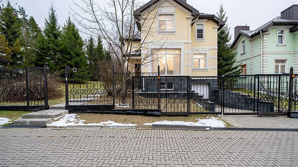 Дом в КП Усово-8