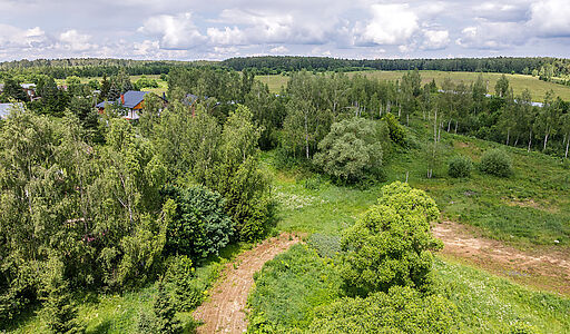 Участок у озера в Рождественно
