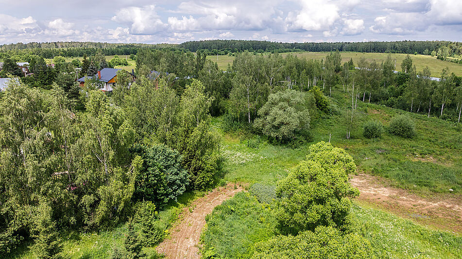 Участок у озера в Рождественно