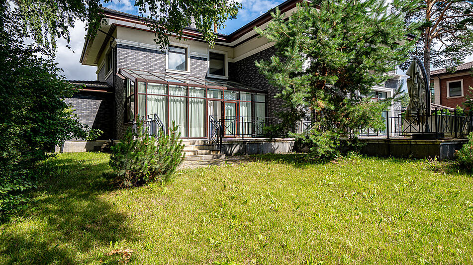 Дом в КП село Петрово-Дальнее