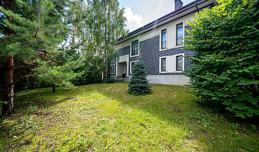 Дом в КП село Петрово-Дальнее