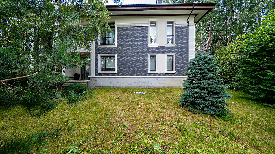 Дом в КП село Петрово-Дальнее