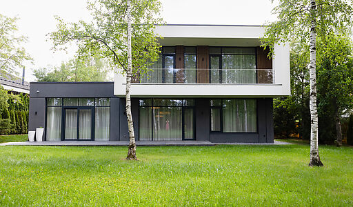 Современный дом в КП Монтевиль