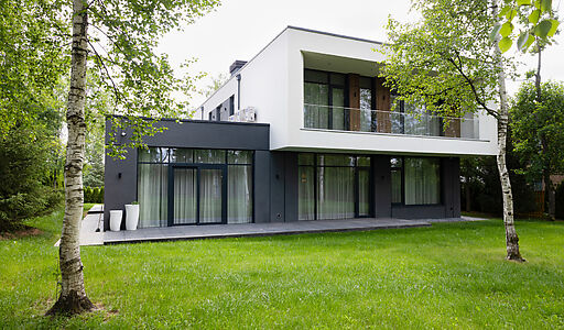 Современный дом в КП Монтевиль