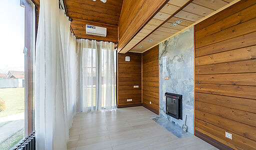 Дом у водохранилища в Тишково