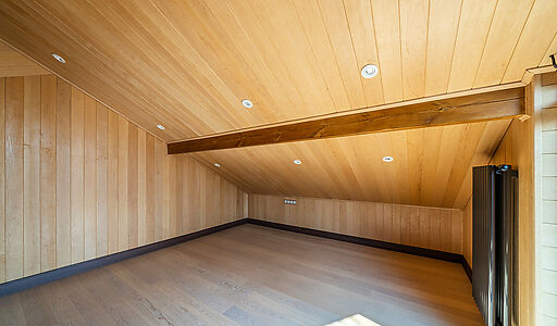 Дом у водохранилища в Тишково