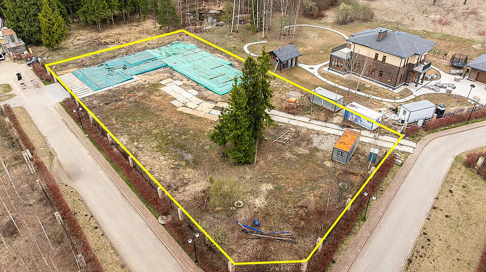 Участок у леса КП Лазурный берег