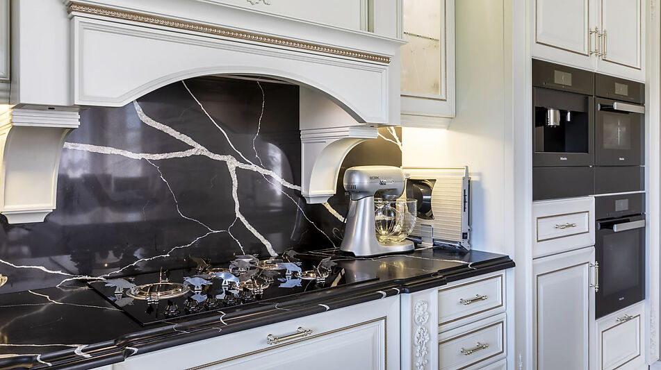 Особняк в кп Шато Соверен