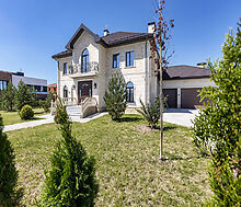 Особняк в кп Шато Соверен