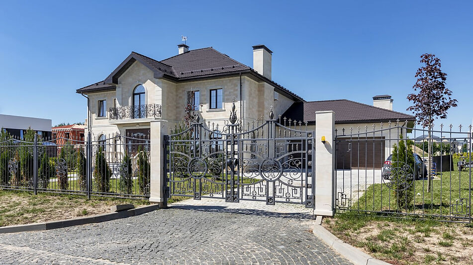 Особняк в кп Шато Соверен